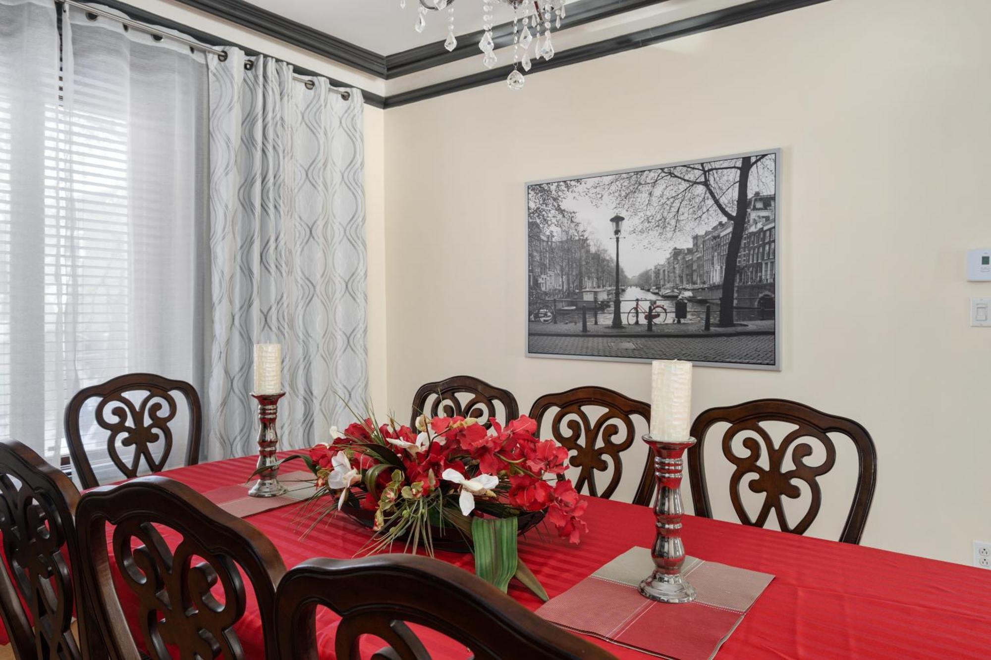 Centennial 6-Bedroom Waterfront Palace Sleeps 14 Montréal Exteriör bild